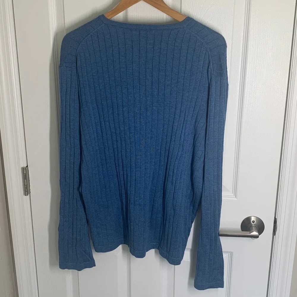 J Crew mens blue v-neck ribbed sweater size large